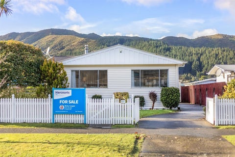 236 Wellington Road, Wainuiomata, Lower Hutt