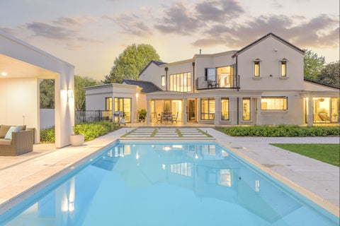 203 Athlone Drive, Cambridge, Cambridge