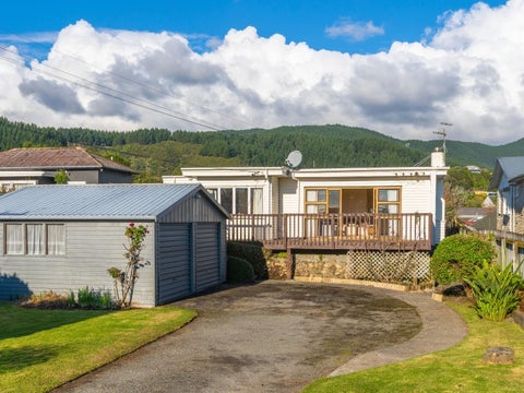 22 Moana Road, Paraparaumu