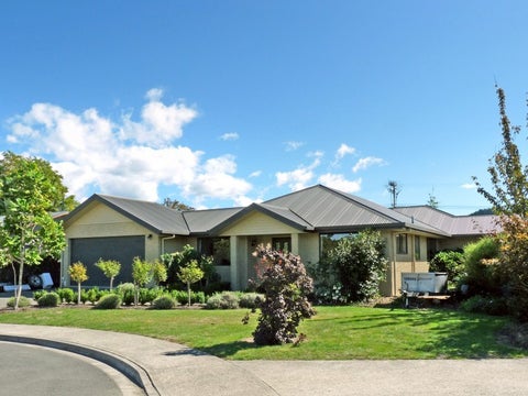 3 Fenn Place, Wakefield
