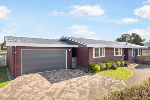 52B Tirimoana Road, Te Atatu South, Auckland