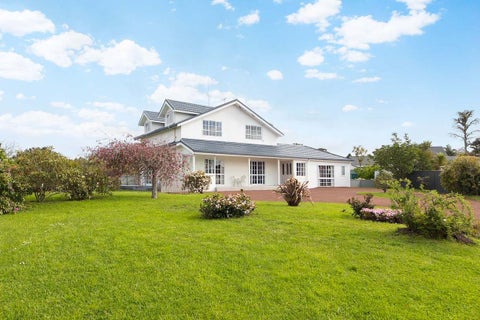 5 Pohutukawa Road, Whenuapai, Auckland