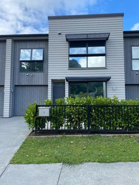 11 Matairangi Avenue, Totara Heights, Auckland
