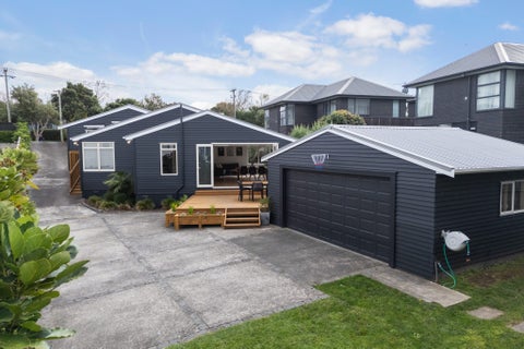 4 Lyndhurst Street, Wai O Taiki Bay, Auckland