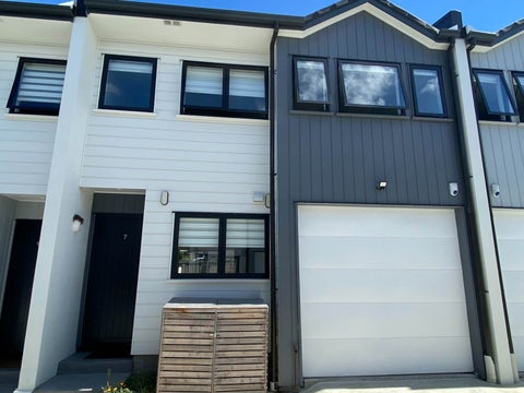 7 Shahkot Way, Papatoetoe, Auckland