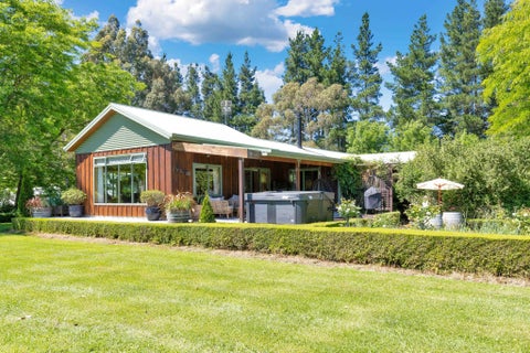 1805 Cust Road, Cust, Cust