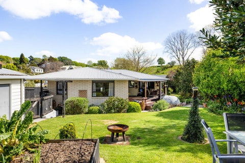 26 Marlowe Drive, Leamington, Cambridge