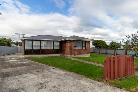 6 Braemar Street, Kew, Invercargill
