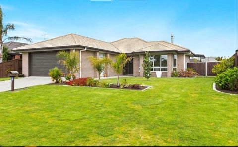 45 Carrington Drive, Papamoa Beach, Papamoa