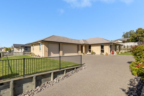 15 Bertrowe Drive, Ohauiti, Tauranga