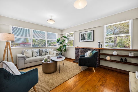 12 Firle Place, Green Bay, Auckland