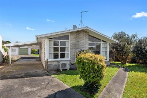 15 Totara Drive, St Andrews, Hamilton