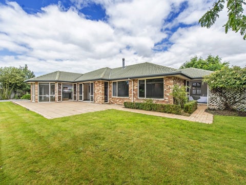 31 Panckhurst Drive, Woodend, Woodend