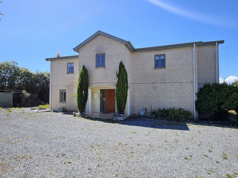 5 Stratford Road, Dobson