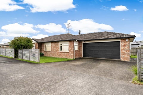1/64 Riverside Road, Orewa, Orewa