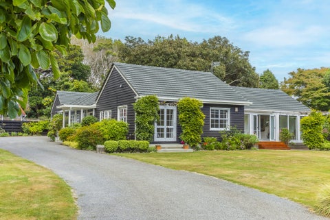 47 Karu Crescent, Waikanae, Waikanae