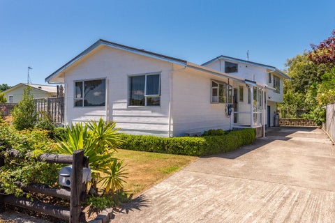 4 Elder Grove, Paraparaumu