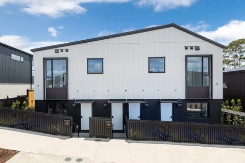 2/3 Parapara Place, Albany, Auckland