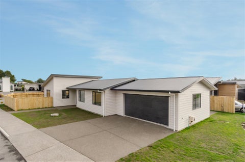 1 Teiaroa Street, Waikanae