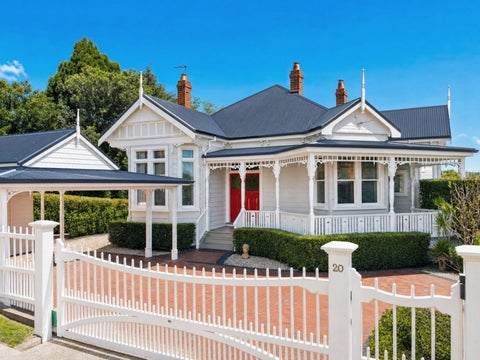 13/20 Maritime Terrace, Birkenhead, Auckland