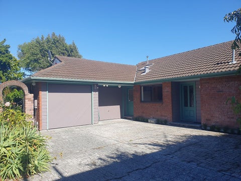 30A Wyndrum Avenue, Waterloo, Lower Hutt