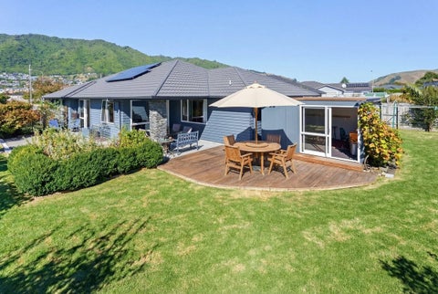 63 Waipunahau Road, Waikanae, Waikanae