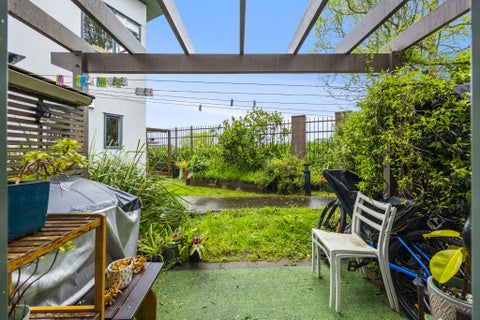 50/42 Holly Street, Avondale, Auckland