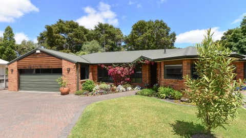 15 Millthorpe Crescent, Pukete, Hamilton