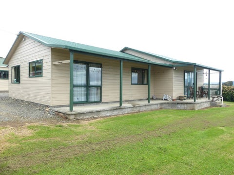 26 Thames Street, Riverton