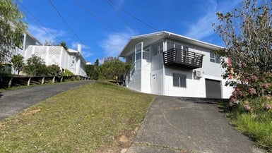 2/15 Marina Road, Torbay, Auckland
