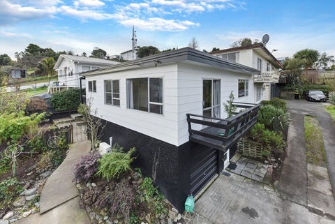1/215A HAMPDEN ST, Nelson South, NELSON