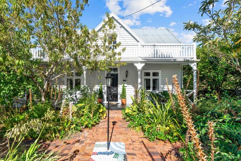54 Dublin Street, Martinborough, Martinborough