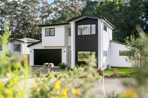 8 Tagish Way, Orewa, Orewa
