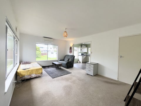 2/3 Pinedale Place, Henderson, Auckland