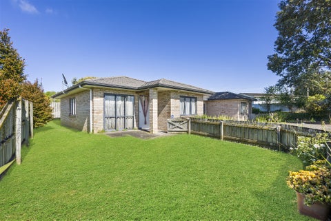 4/11 Lawford Place, Mangere, Auckland