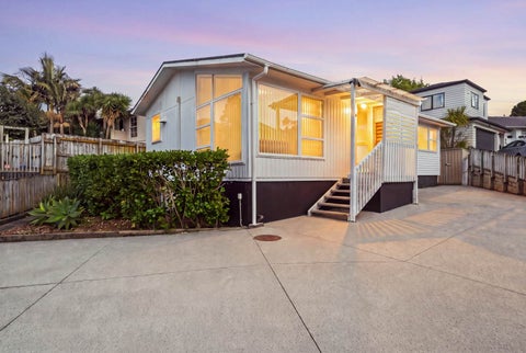 27B Keegan Drive, Massey, Auckland