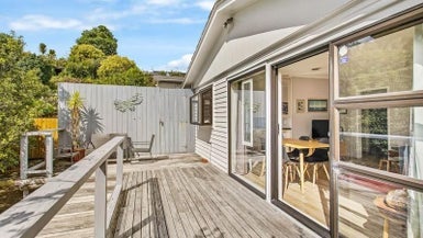24B Simkin Avenue, Saint Johns, Auckland