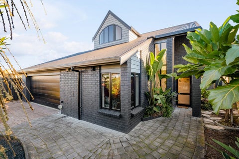 127 MacFarlane Street, Hamilton East, Hamilton