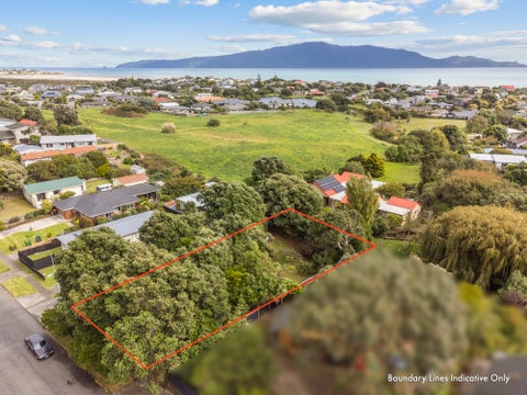 53 Queens Road, Waikanae Beach, Waikanae