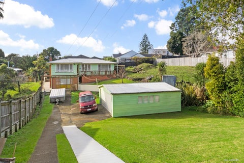 10 Endeavour Street, Blockhouse Bay, Auckland