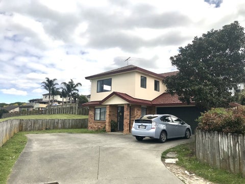 51 De Havilland Drive, Goodwood Heights, Auckland