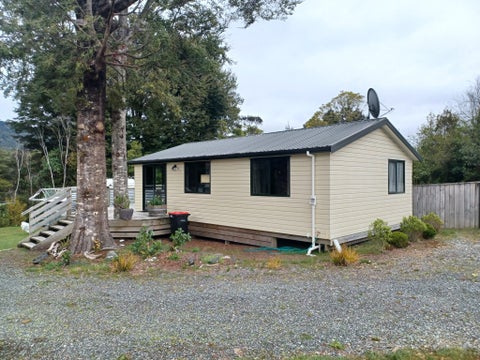 14 View Street, Manapouri, Manapouri