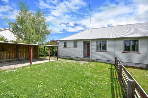 16 Centennial Avenue, Milton