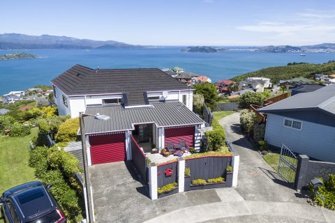 28 Sunhaven Drive, Newlands, Wellington