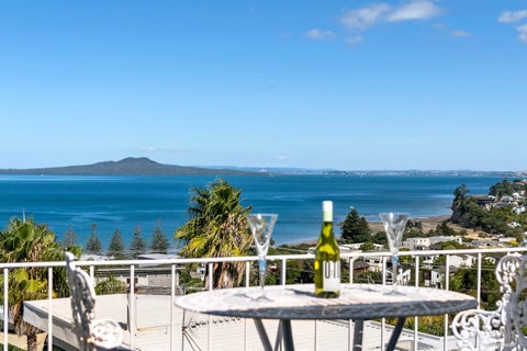 848 Beach Road, Torbay, Auckland