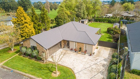 14 Crewe Street, Pahiatua, Pahiatua