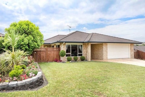 8 Parkhaven Drive, Rosehill, Papakura