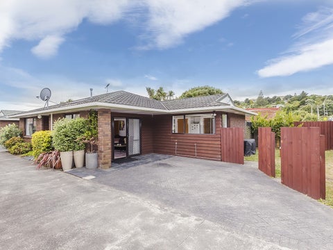 1/7 Tawa Street, Tawa, Wellington