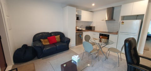 2/20 Bader Drive, Mangere, Auckland