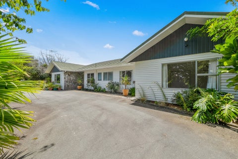 307 Te Moana Road, Waikanae